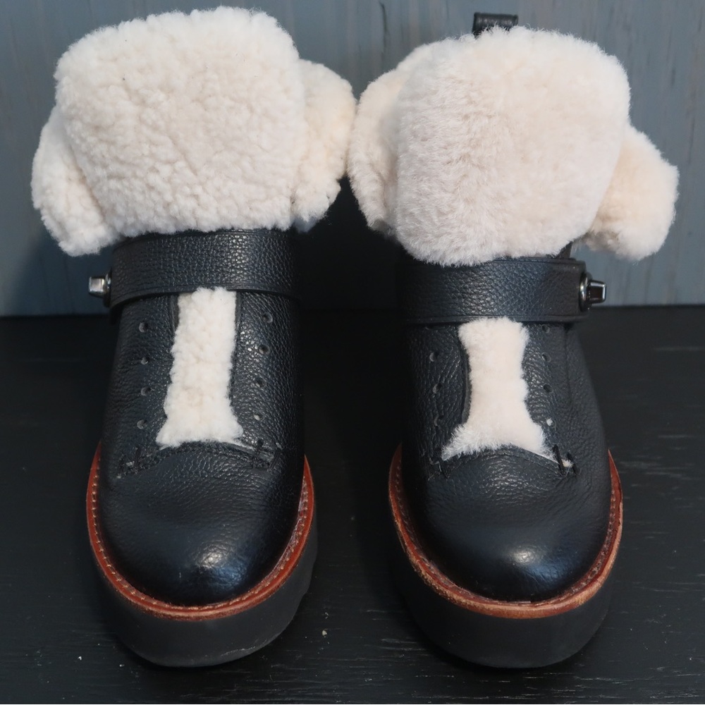 Coach Urban Hiker Shearling Brown Boots - Size 5b